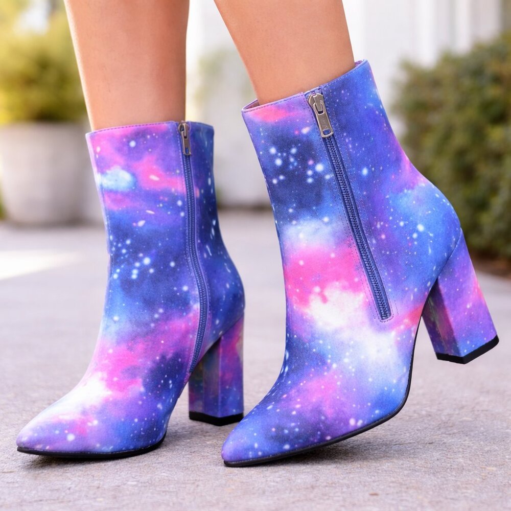 Galaxy Print Pointy Toe Chunky Heeled Ankle Boots Women's Size 7 Heel 4 inches